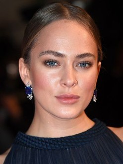 Pising bilan nemis porno filmlar Nikoh toyida bachelorette partiyasi video