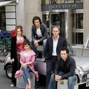 LOVE AND OTHER DISASTERS, clockwise from foreground left: Brittany Murphy, Catherine Tate, Santiago Cabrera, Elliot Cowan, Matthew Rhys, 2006. ©Europa Corp