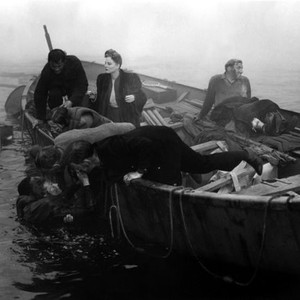 LIFEBOAT, from left: Canada Lee, Heather Angel (both in water), Henry Hull, Hume Cronyn, Mary Anderson, John Hodiak, Tallulah Bankhead, William Bendix, 1944, TM and Copyright (c) 20th Century-Fox Film Corp. All Rights Reserved