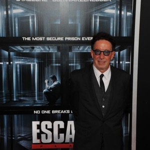 Mark Canton at arrivals for ESCAPE PLAN Premiere, Regal E-Walk 42nd Street Theater, New York, NY October 15, 2013. Photo By: John Paul Melendez/Everett Collection