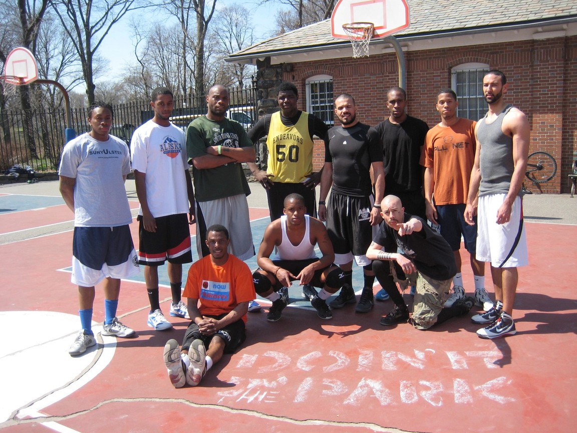 wasserdicht behindert aussetzen doin it in the park pick up basketball
