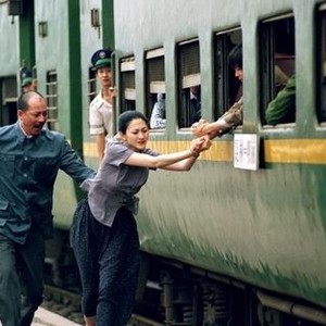 THE CHINESE BOTANIST'S DAUGHTERS, (aka LES FILLES DU BOTANISTE), Ling Dong Fu (left), Xiao Ran Li (front center), Mylene Jampanoi (right, in train), 2006. ©Europa Corp