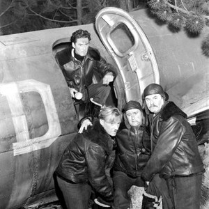 DESPERATE JOURNEY, Errol Flynn (back), Arthur Kennedy (left), Alan Hale Sr., (right), 1942
