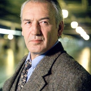 Patrick Bauchau as Dr. Sydney Green