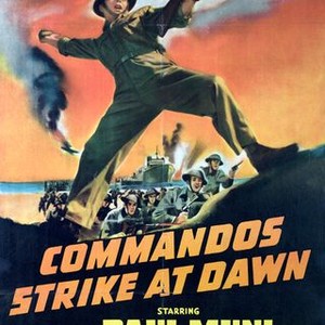 The Commandos Strike at Dawn (1942) photo 9