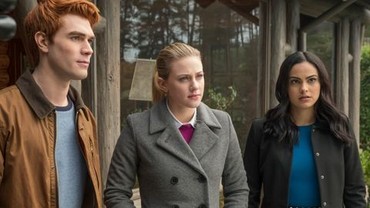 Riverdale season 2 lk21 on sale