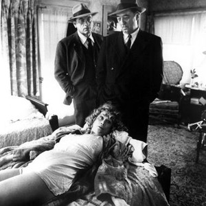 FAREWELL MY LOVELY, John Ireland, Robert Mitchum, Sylvia Miles, 1975