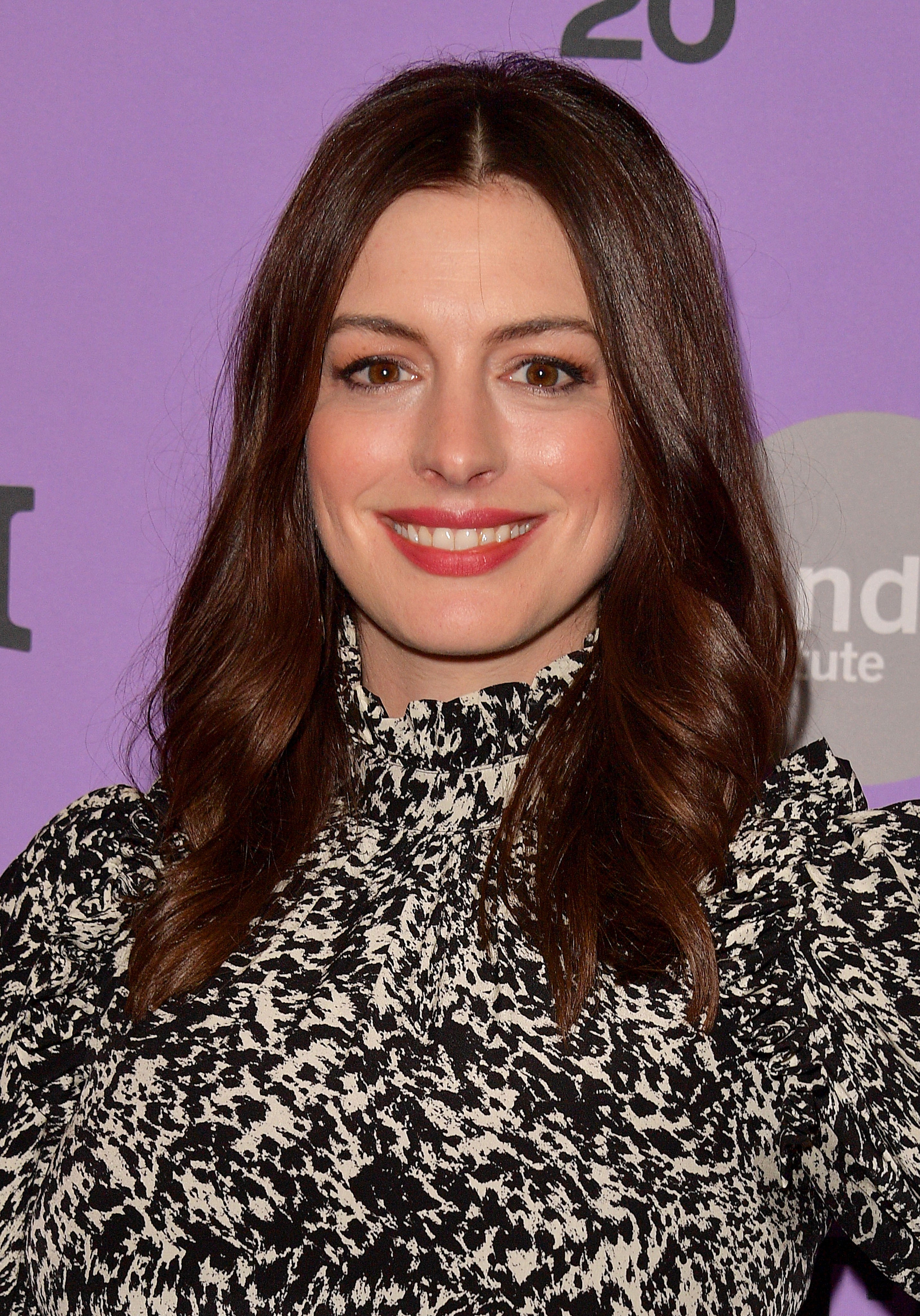 2864px x 4096px - Anne Hathaway - Rotten Tomatoes