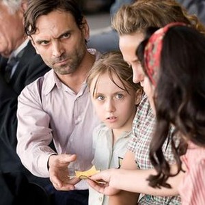 SARAH'S KEY, (aka ELLE S'APPELAIT SARAH), Arben Bajraktaraj  (front left), Melusine Mayance (young girl), 2010, ©The Weinstein Company