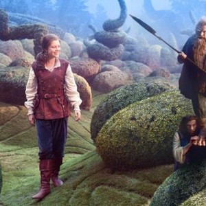 THE CHRONICLES OF NARNIA: THE VOYAGE OF THE DAWN TREADER, Georgie Henley (left), 2010. ph: Phil Bray/TM &©Fox-Walden. All rights reserved