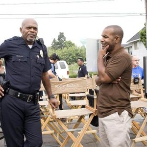 LAKEVIEW TERRACE, from left: Samuel L. Jackson, producer James Lassiter, on set, 2008. ©Screen Gems