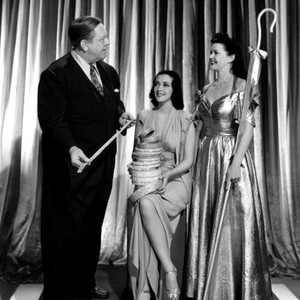 ZIEGFELD GIRL, director Robert Z. Leonard, left, with starlets Virginia Cruzon, (left) and Frances Gladwin, 1941