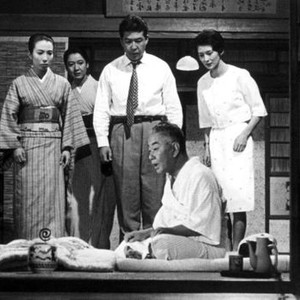 THE END OF SUMMER, (aka KOHAYAGAWA-KE NO AKI) Michiyo Aratama, Setsuko Hara, Keiju Kobayashi, Ganjiro Nakamura (seated), Yoko Tsukasa, 1961