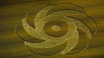 Crop Circles: Quest for Truth | Rotten Tomatoes