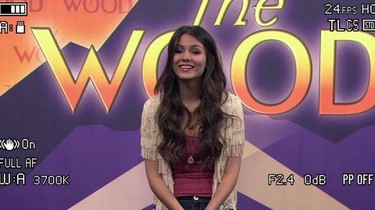 Victorious season 1 best sale episode 1 123movies