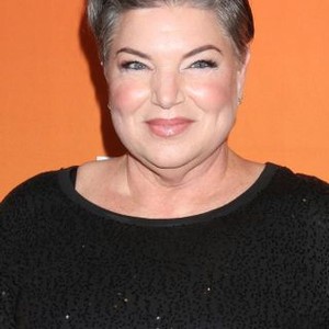 Mindy Cohn at arrivals for The Trevor Project Gala: TrevorLive, The Beverly Hilton Hotel, Beverly Hills, CA December 3, 2017. Photo By: Priscilla Grant/Everett Collection