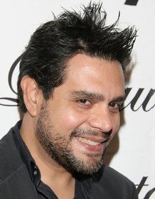 Raul Julia-Levy