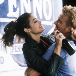 TAIL LIGHTS FADE, from left: Denise Richards, Jake Busey, 1999, © Trimark