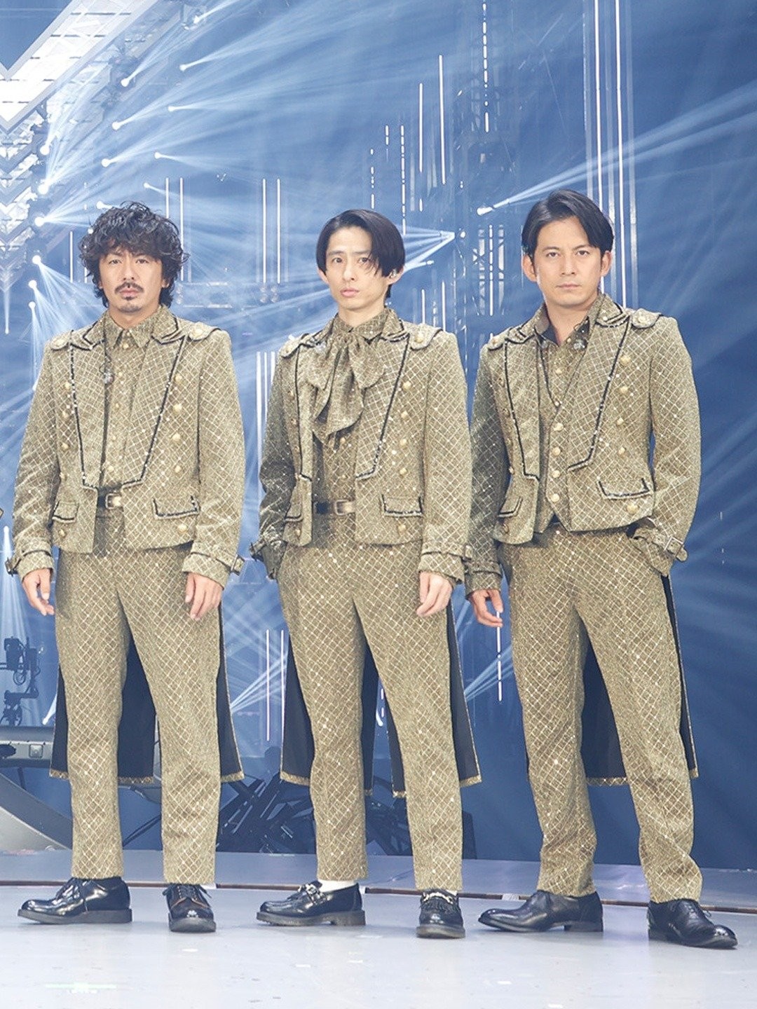 【美品】V6/LIVE TOUR 2007 Voyager  他 2点セット Amazon.co.jp: V6 LIVE TOUR 2007 Voyager -僕と僕らのあしたへ