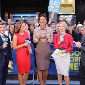 Good Morning America, from left: George Stephanopoulos, Ginger Zee, Robin Roberts, Amy Robach, 11/03/1975, ©ABC