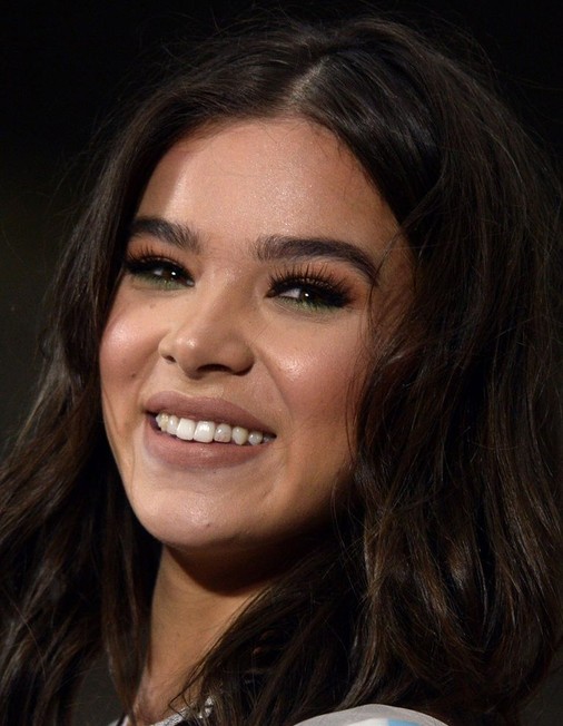 Hailee Steinfeld