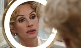 Charlie Wilson's War: Official Clip - The Sexiest Woman Ever photo 9