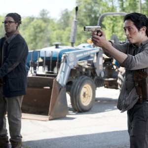 The Walking Dead, Corey Hawkins (L), Steven Yeun (R), 'First Time Again', Season 6, Ep. #1, 10/11/2015, ©AMC