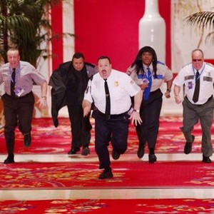 PAUL BLART: MALL COP 2, front: Kevin James, back, from left: Vic Dibitetto, Shelly Desai, Loni Love, Gary Valentine, 2015. ph: Matt Kennedy/©Sony Pictures