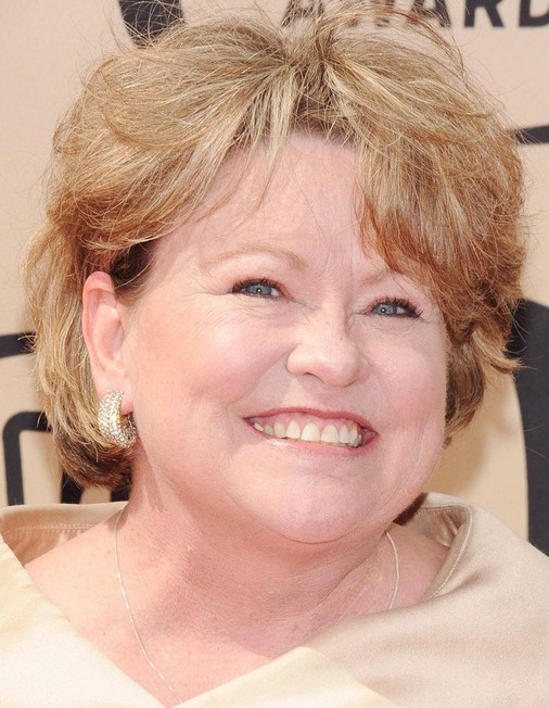 Lauren Tewes - Rotten Tomatoes