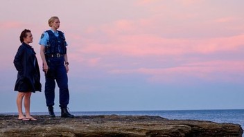 Top of the lake streaming online