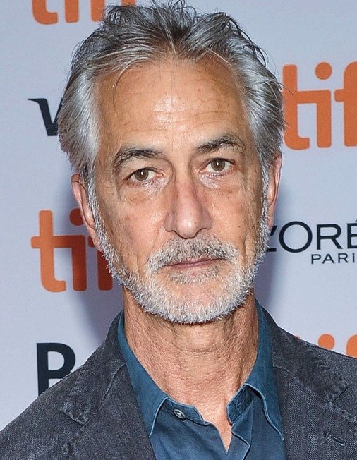 David Strathairn