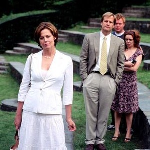 IMAGINARY HEROES, Sigourney Weaver, Jeff Daniels, Jay Paulson, Diedre O'Connel, 2004, (c) Sony Pictures Classics