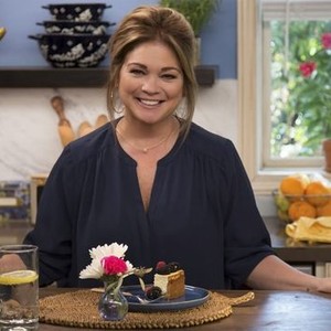 Valerie's Home Cooking: Season 10, Episode 7 - Rotten Tomatoes