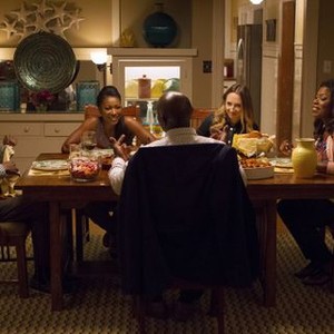 Rosewood, from left: Vondie Curtis Hall, Gabrielle Dennis, Anna Konkle, Lorraine Toussaint, 'Policies and Ponies', Season 1, Ep. #6, 11/04/2015, ©FOX