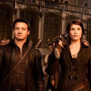 Review: HANSEL & GRETEL: WITCH HUNTERS