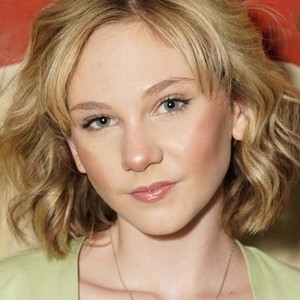 Lily Brooks O'Briant Pictures | Rotten Tomatoes