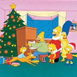 The Simpsons, from left: Maggie Simpson, Yeardley Smith, Dan Castellaneta, Julie Kavner, Nancy Cartwright, 'The Simpson's Christmas Special: Simpsons Roasting on an Open Fire', Season 1, Ep. #1, ©FXX