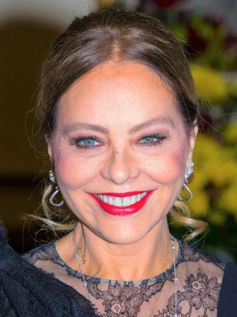 Alla butunlay yalangoch Qizi va otasi rus porno onlayn