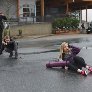 Lucifer, Tom Ellis (L), Lauren German (C), Sofia Vassilieva (R), 01/25/2016, ©FOX