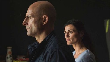 Deep state season 1 episode hotsell 1