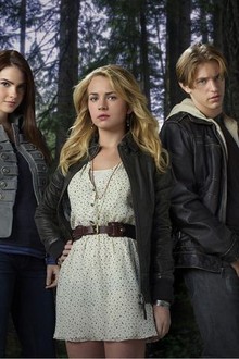 The secret circle season 1 episode 1 shop