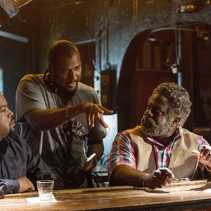 BARBERSHOP: THE NEXT CUT, l-r: Ice Cube, director Malcolm D. Lee, Cedric the Entertainer, 2016. ph: Chuck Zlotnick/©New Line Cinema