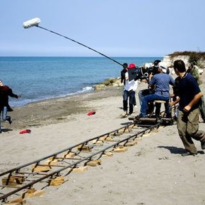 ABOUT ELLY, (aka DARBAREYE ELLY), Taraneh Alidoosti (left), on set, 2009. ©Cinema Guild