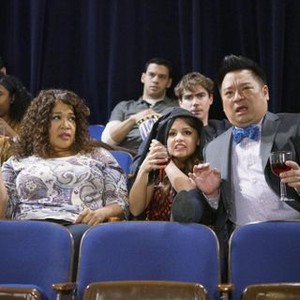 Young &amp; Hungry, Kym Whitley (L), Aimee Carrero (C), Rex Lee (R), 'Young &amp; Parents', Season 3, Ep. #4, 02/24/2016, ©FREEFORM