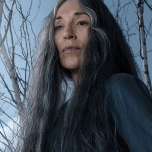 Katey Sagal as Annora of the Alders