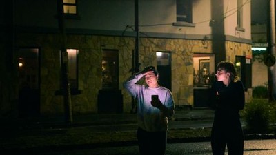 Fwends： Sydney 姊妹情誼，真實又絢爛的生命之歌
