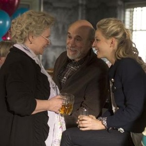 Once Upon a Time, Beverley Elliott (L), Tony Amendola (C), Anastasia Griffith (R), 'Snow Drifts', Season 3, Ep. #22, 05/11/2014, ©ABC