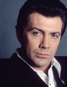 Lewis Collins