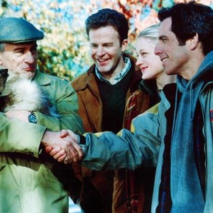 MEET THE PARENTS, from left: Robert De Niro, Thomas McCarthy, Teri Polo, Ben Stiller, 2000, © Universal