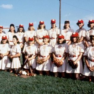 A LEAGUE OF THEIR OWN, top: Pauline Brailsford (left), Anne Elizabeth Ramsey (fourth from left), Freddie Simpson (fifth from right), Geena Davis (center), Tom Hanks (right), front: Rosie O'Donnell (third from left), Madonna (fourth frm left), Megan Cavanag